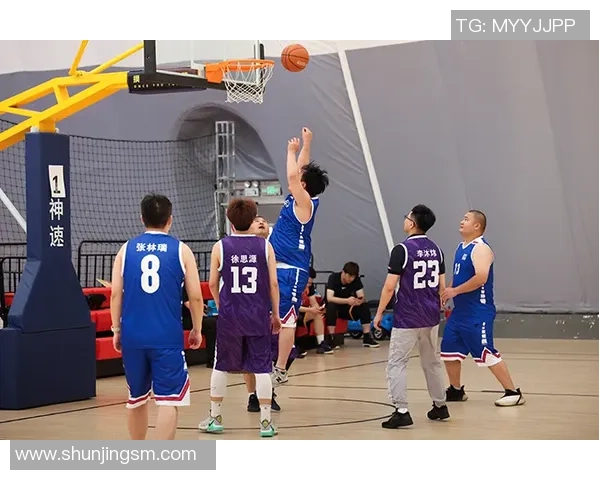 西安篮球队在联合会杯中的拼搏历程与荣耀时刻回顾 西安篮球队在联合会杯中的拼搏历程与荣耀时刻回顾