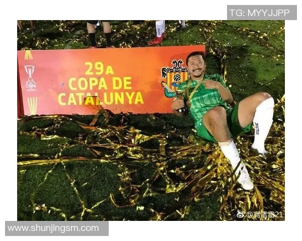 足球明星因伤接受手术重返赛场的励志故事与康复历程揭秘 足球明星因伤接受手术重返赛场的励志故事与康复历程揭秘