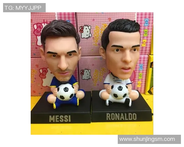 足球明星汽车摆件组合打造个性车内风格彰显运动魅力与时尚品味 足球明星汽车摆件组合打造个性车内风格彰显运动魅力与时尚品味
